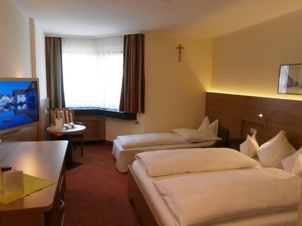 Isar Hotel Фрайзінг Екстер'єр фото